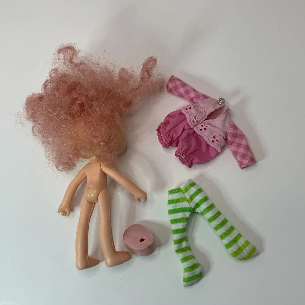 Strawberry‎ Shortcake Raspberry Tart Doll Outfit and Tights Vintage Missing Shoe